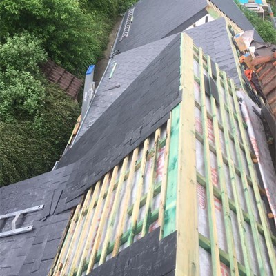 Isolation et rénovation de toitures en Wallonie